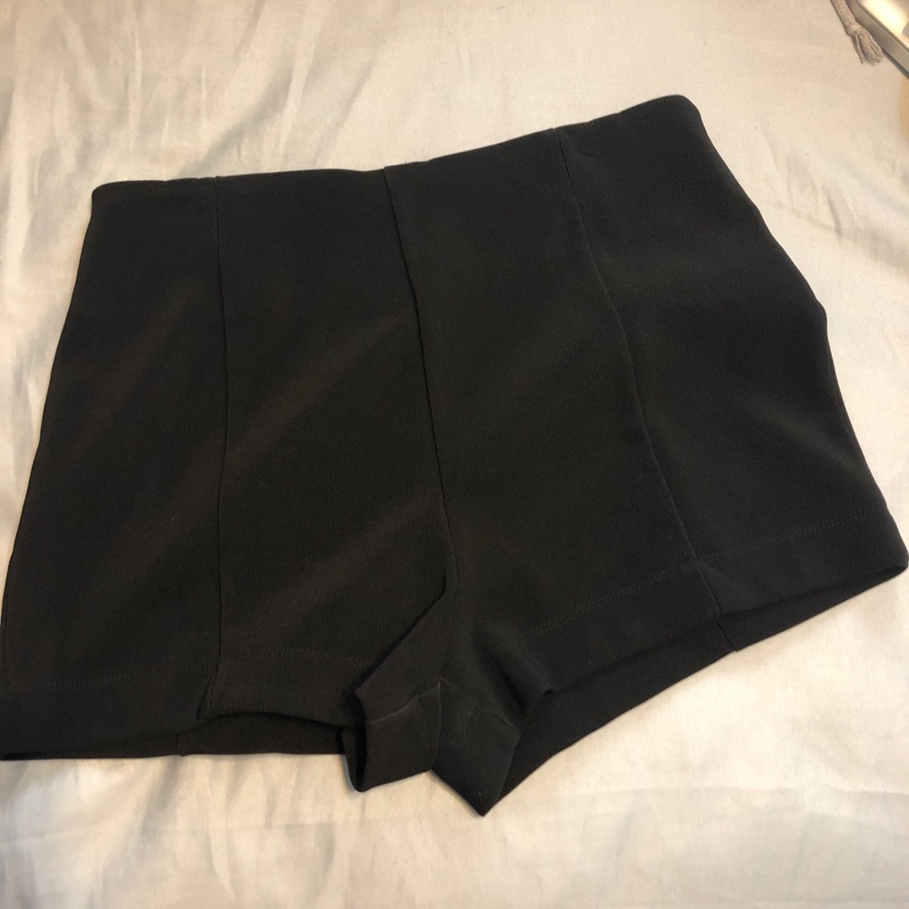Women’s high waisted shorts